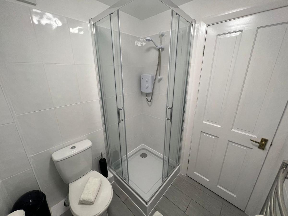 Colchester Central City East Bay Apartment Екстериор снимка