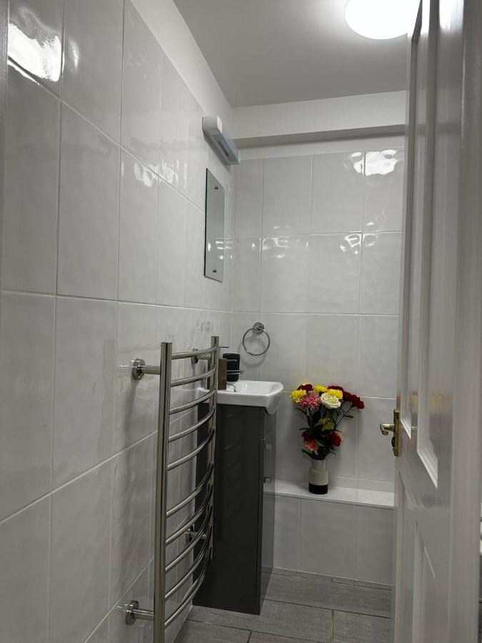 Colchester Central City East Bay Apartment Екстериор снимка